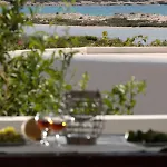 Salty 2br Sea View Naxos - Glyfada Apartment *