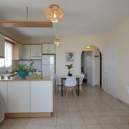 Salty 2br Sea View Naxos - Glyfada アパート *
