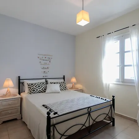 Salty 2br Sea View Naxos - Glyfada