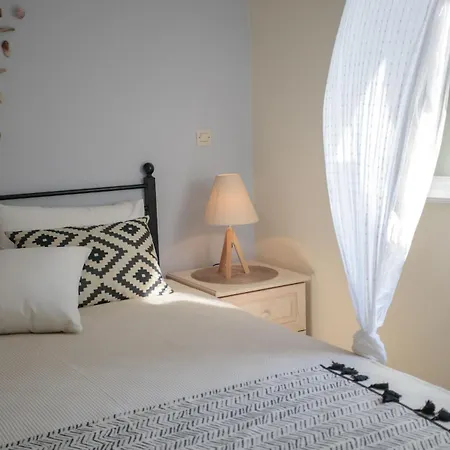 Salty 2br Sea View Naxos - Glyfada アパート *