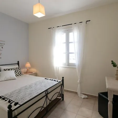 Salty 2br Sea View Naxos - Glyfada アパート *
